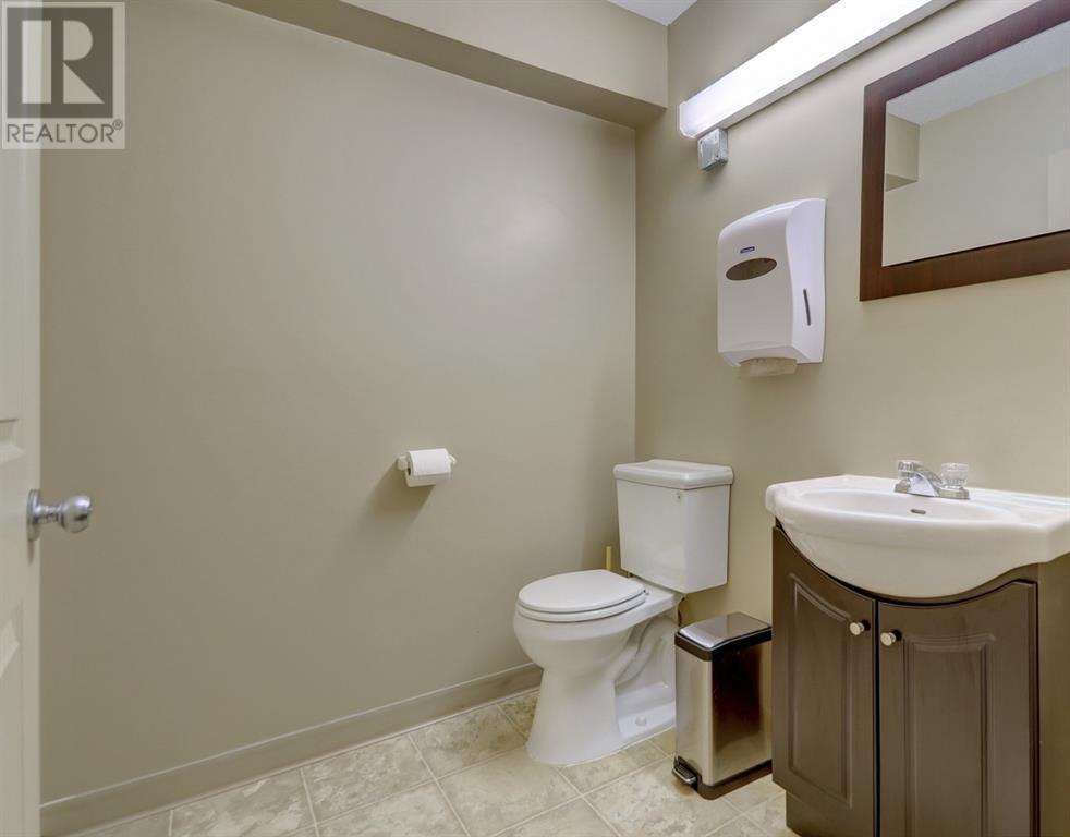 Photo 14 of 109 8715 109 Street, Grande Prairie AB