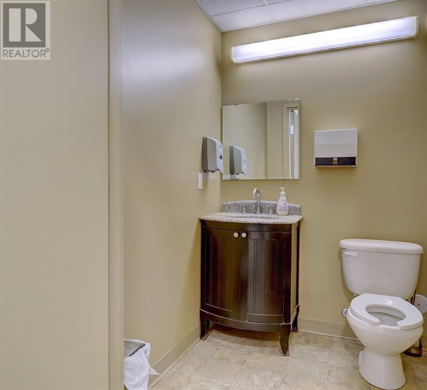 Photo 21 of 109 8715 109 Street, Grande Prairie AB