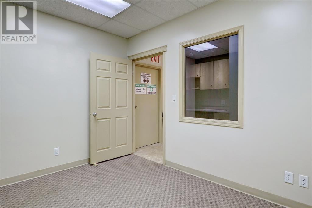 Photo 7 of 109 8715 109 Street, Grande Prairie AB