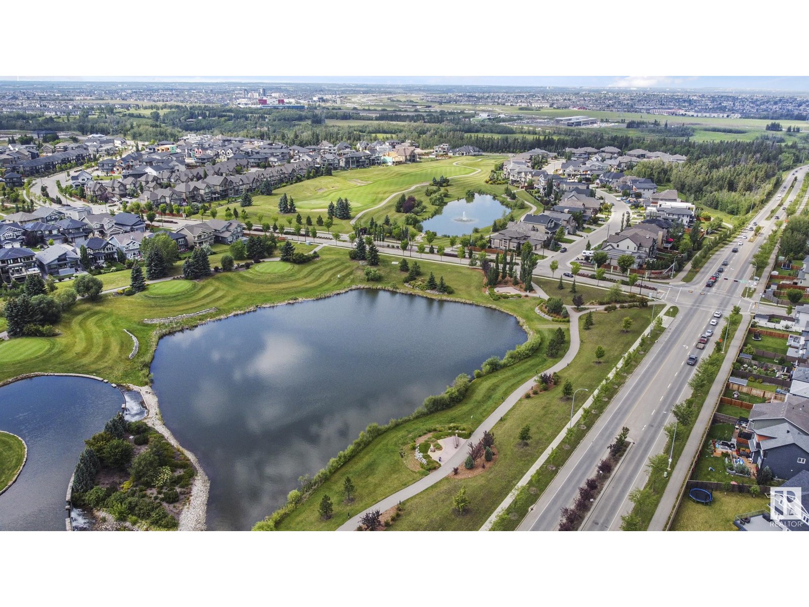 Photo 8 of 1120 Hainstock Green Gr Sw, Edmonton AB