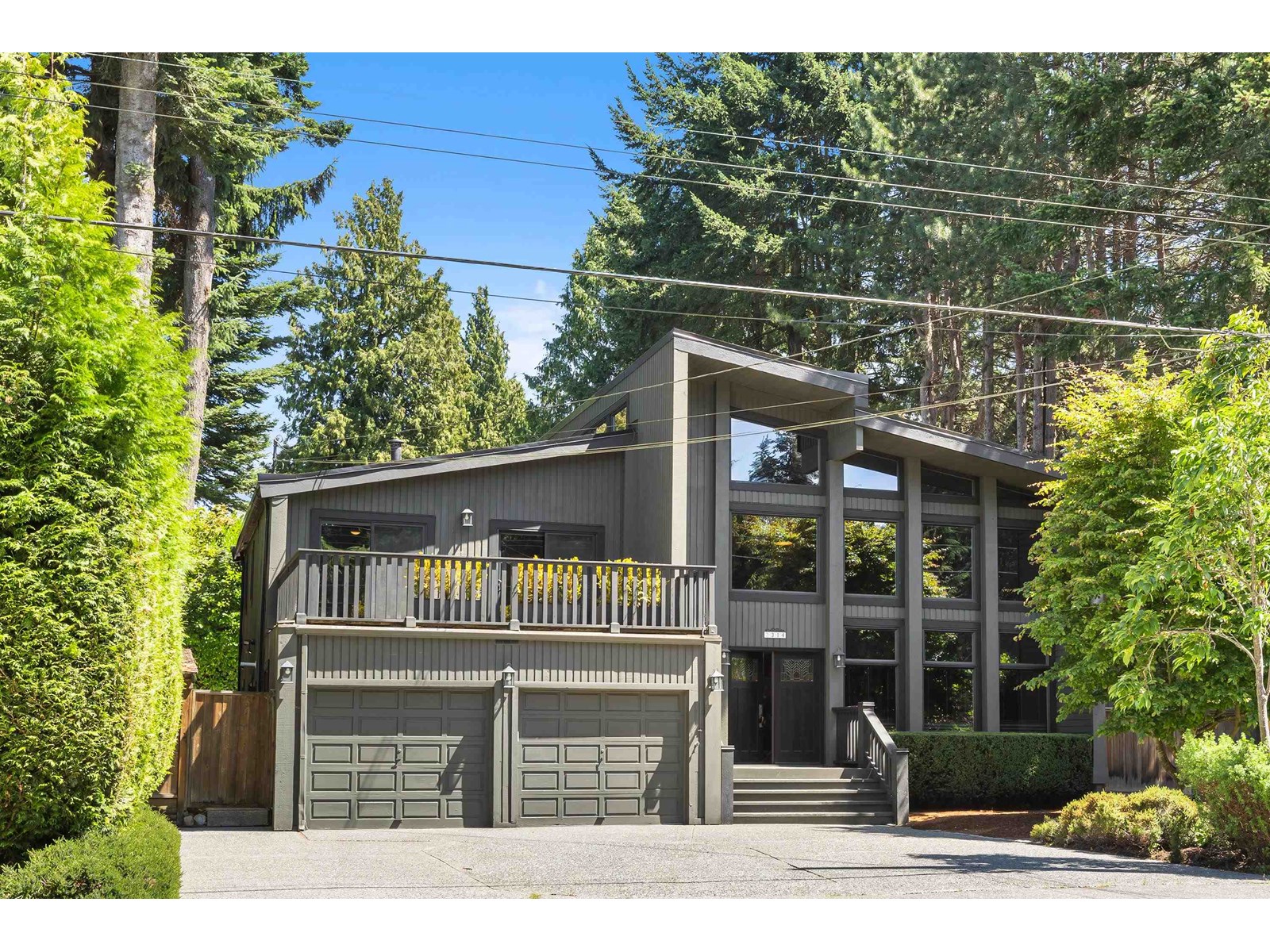 Photo 1 of 2314 124 Street, Surrey BC