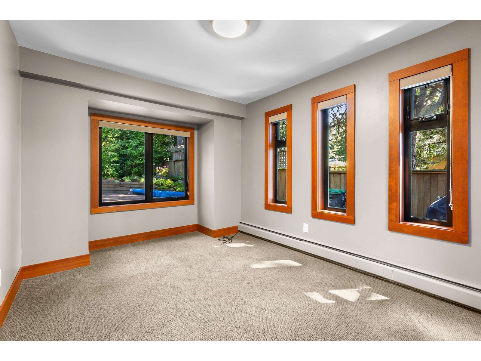 Photo 13 of 2314 124 Street, Surrey BC