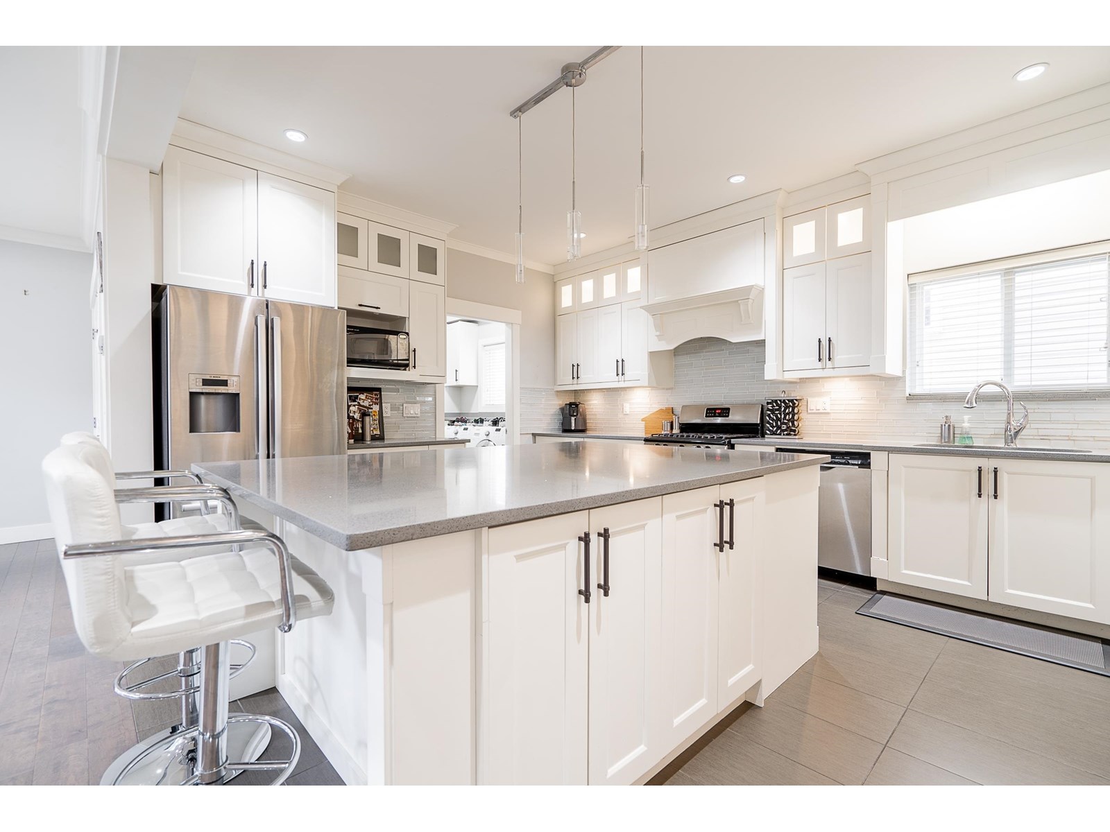 Photo 2 of 6801 206 Street, Langley BC