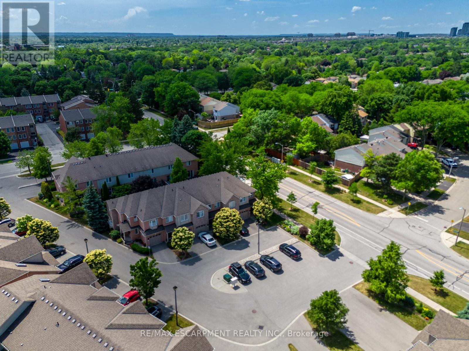 Photo 38 of 11 1050 Grand Boulevard, Oakville ON