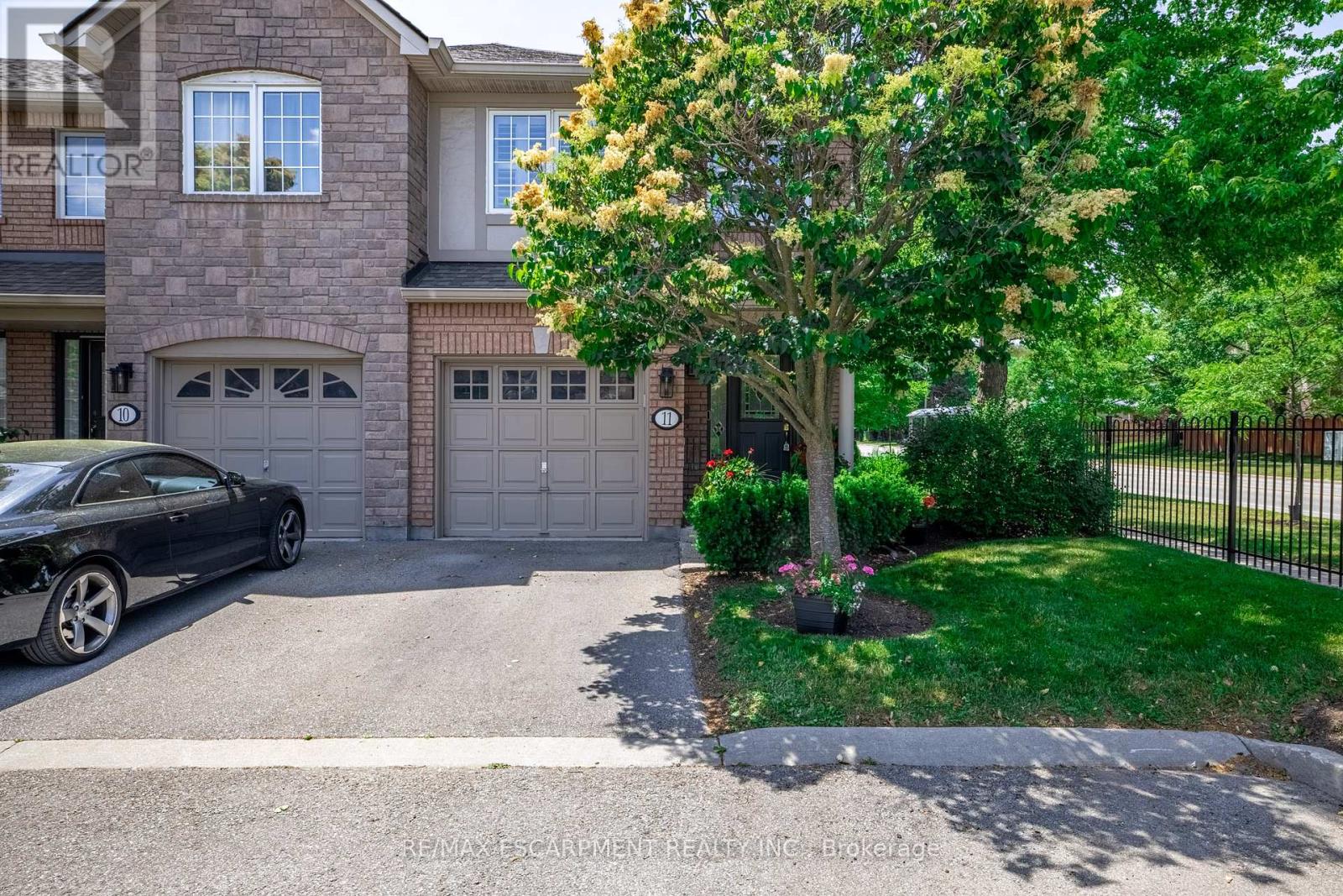 Photo 41 of 11 1050 Grand Boulevard, Oakville ON