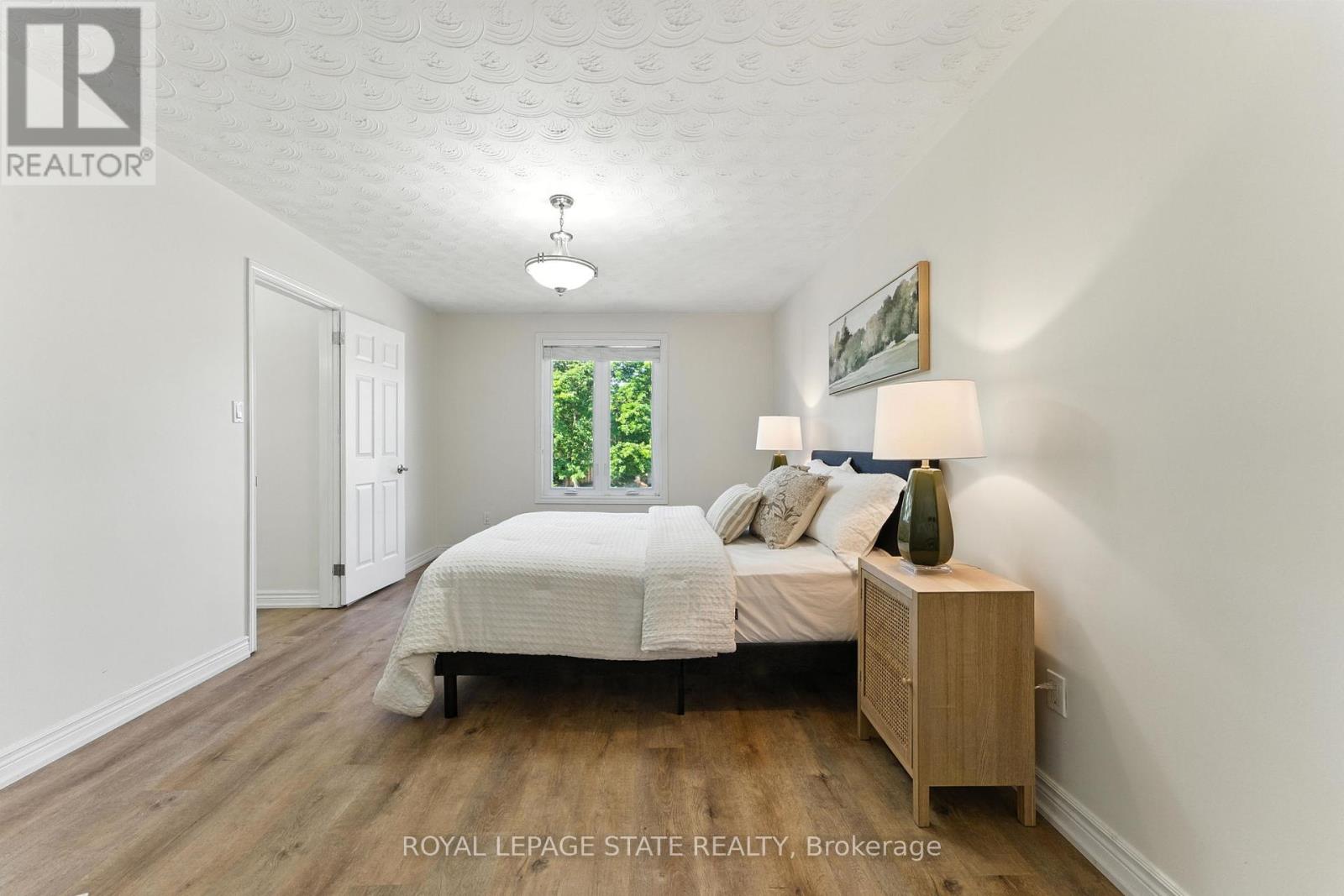 Photo 49 of 286 Lloyminn Avenue, Hamilton ON