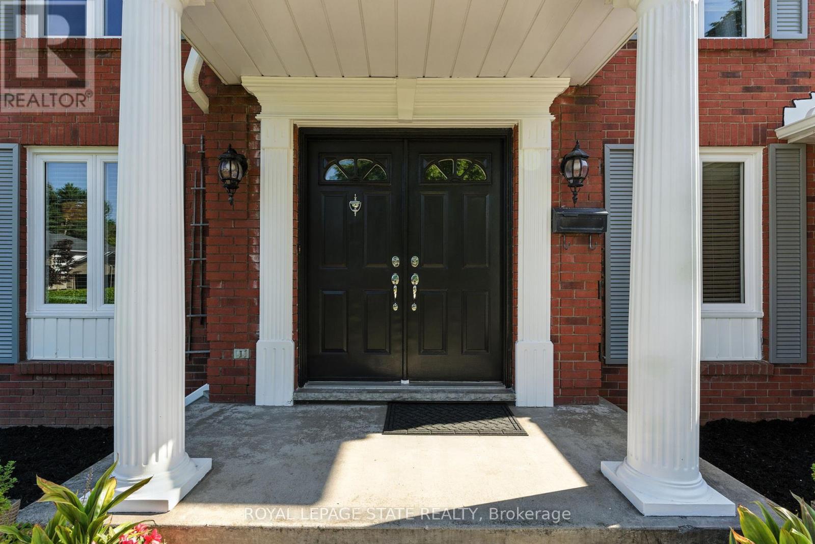 Photo 43 of 286 Lloyminn Avenue, Hamilton ON