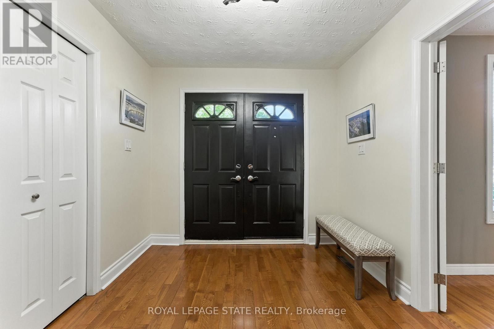 Photo 13 of 286 Lloyminn Avenue, Hamilton ON