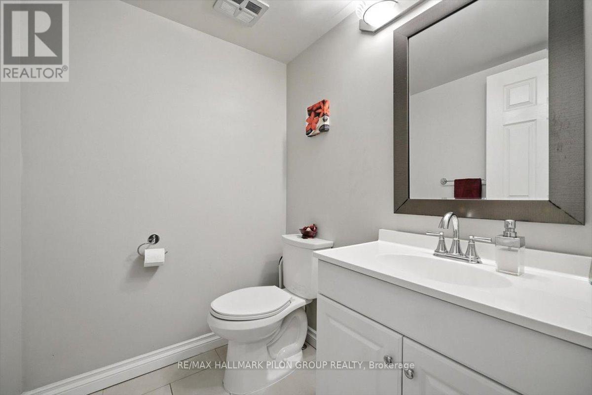 Photo 13 of 3351 Chilliwack Way, Ottawa ON