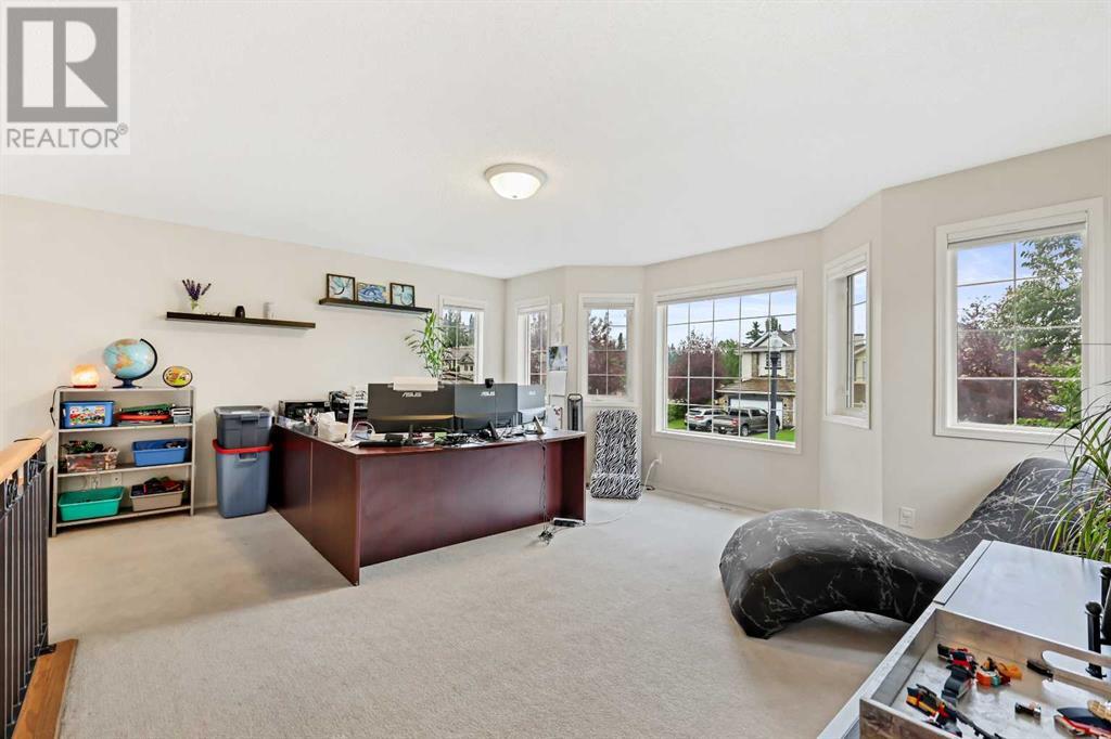 Single Family House for Sale in  Spring View SW Springbank Hill Calgary 