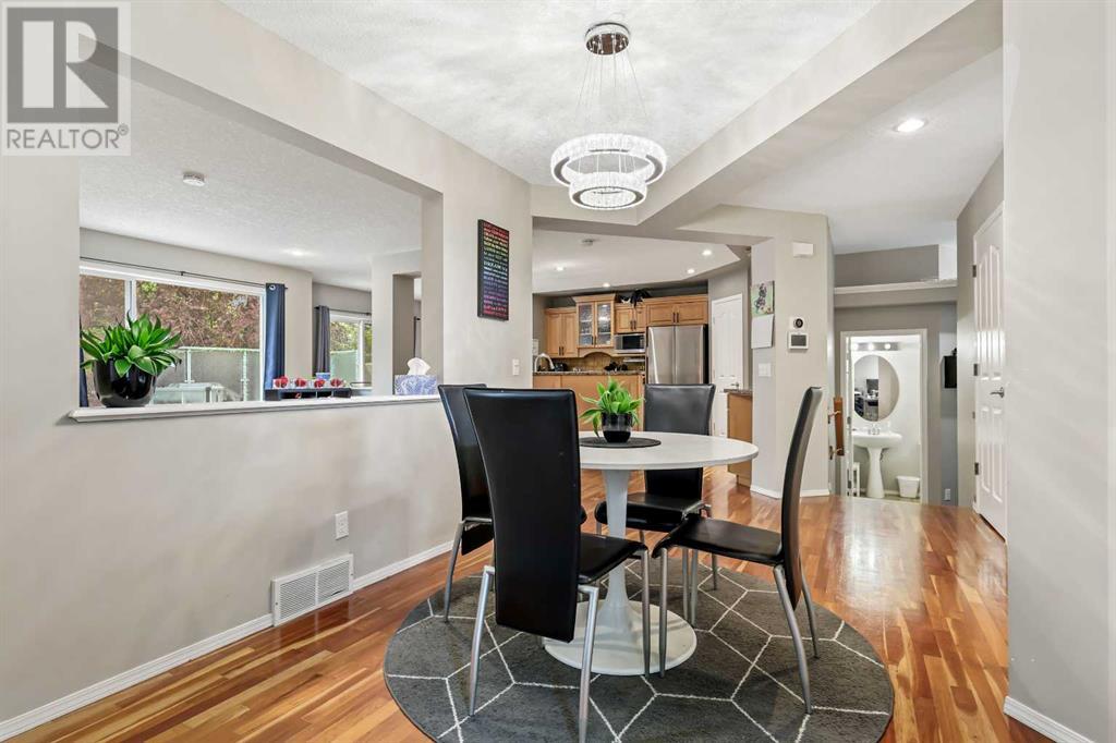 Single Family House for Sale in  Spring View SW Springbank Hill Calgary 