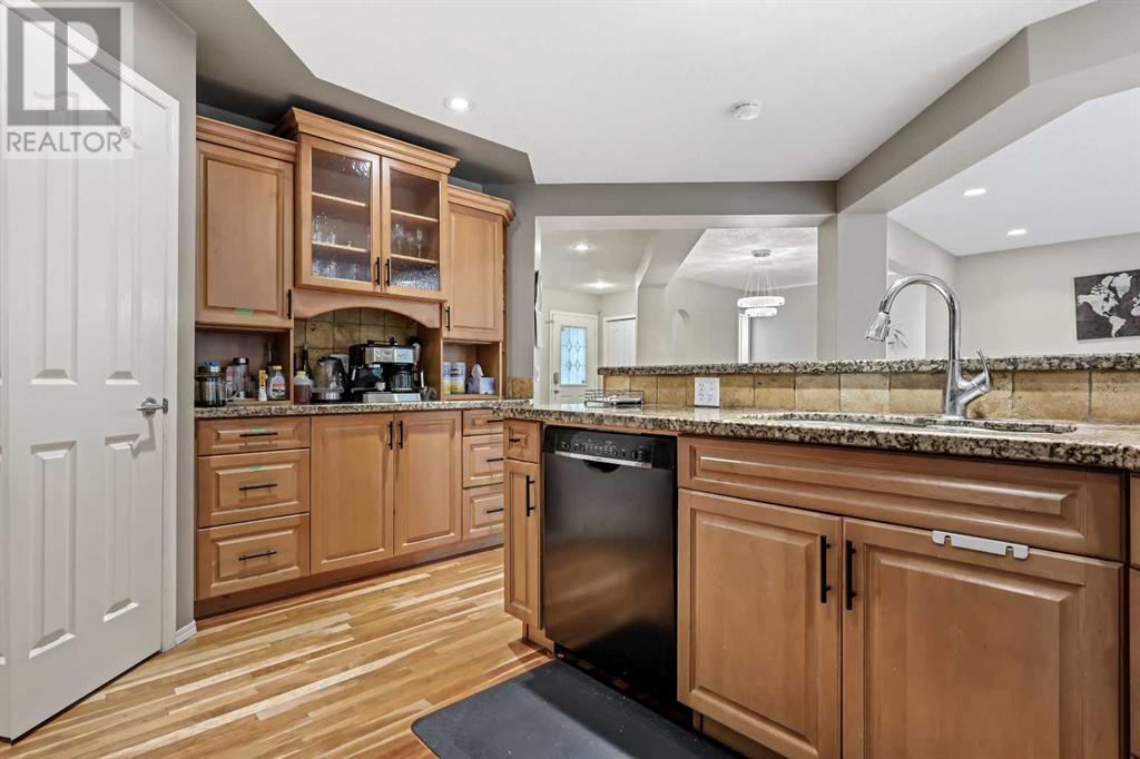 Single Family House for Sale in  Spring View SW Springbank Hill Calgary 