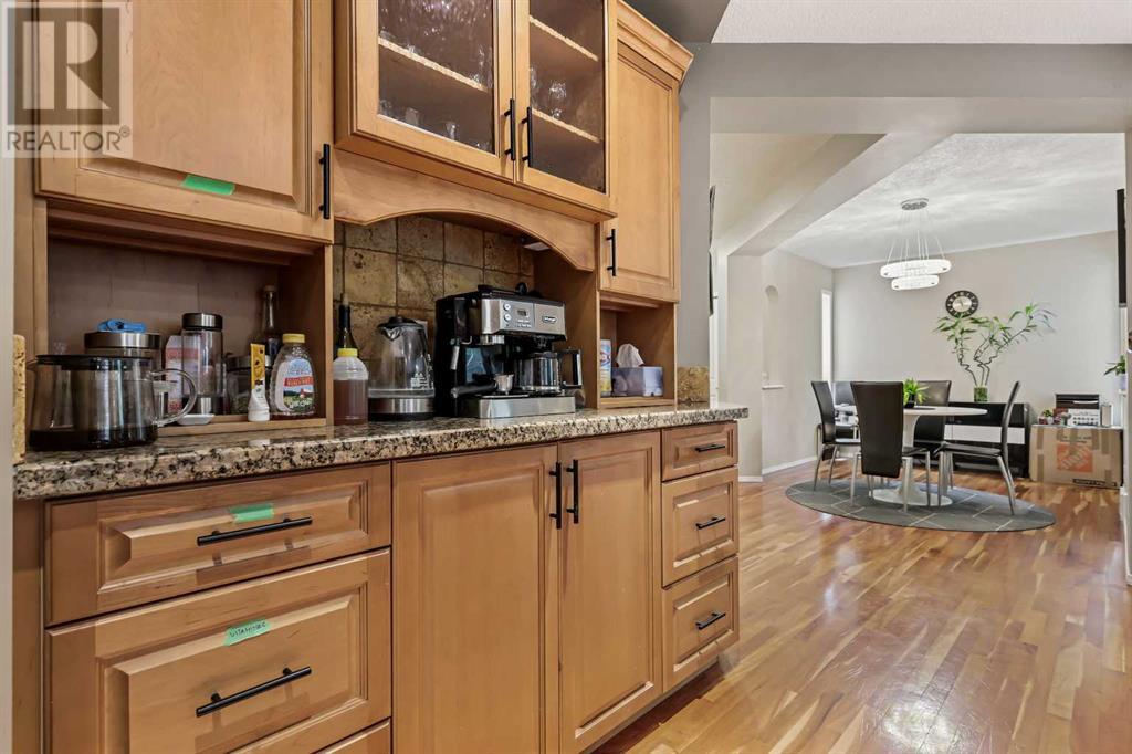 Single Family House for Sale in  Spring View SW Springbank Hill Calgary 