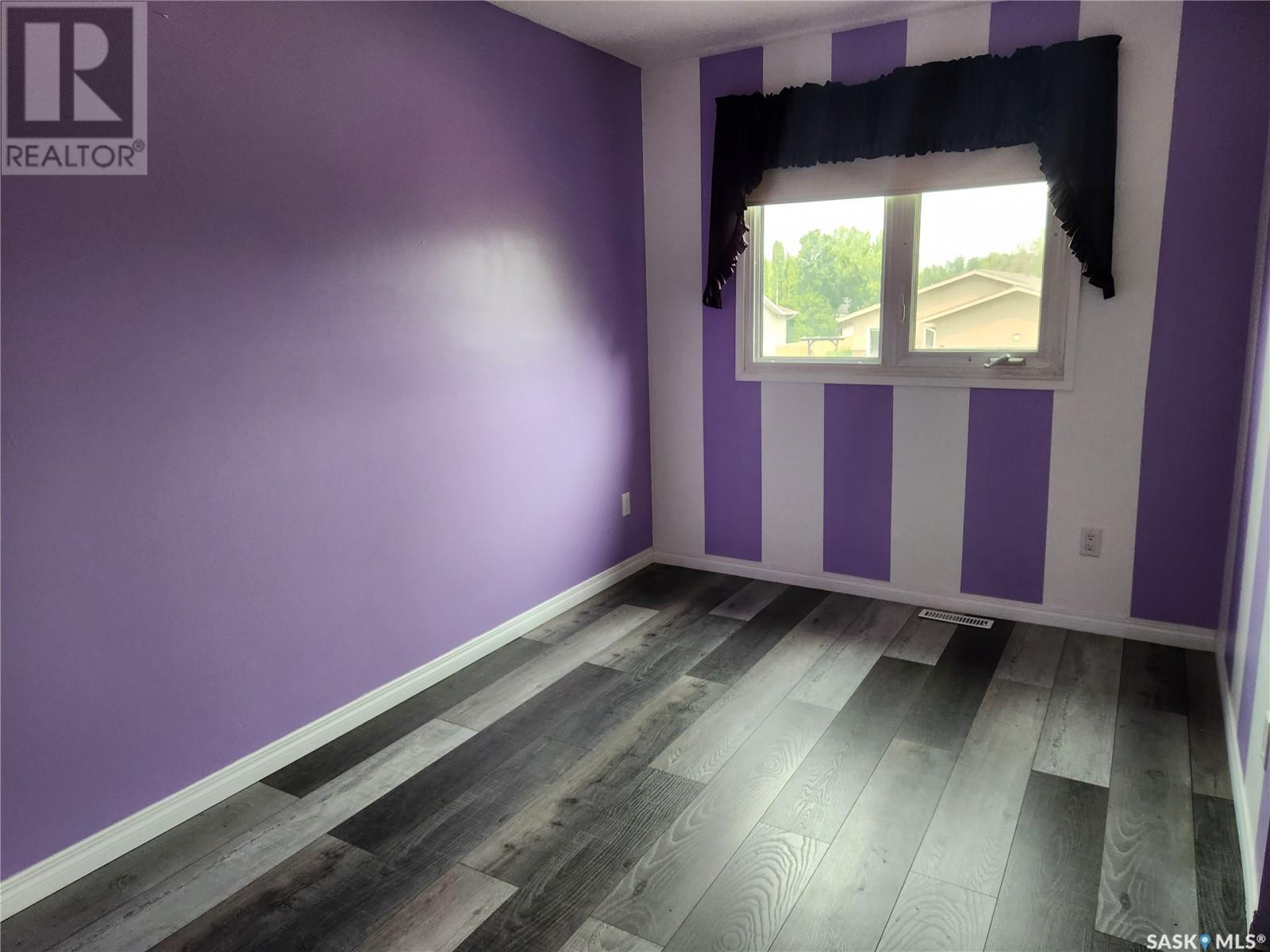 Photo 20 of 756 Golburn Crescent, Tisdale SK