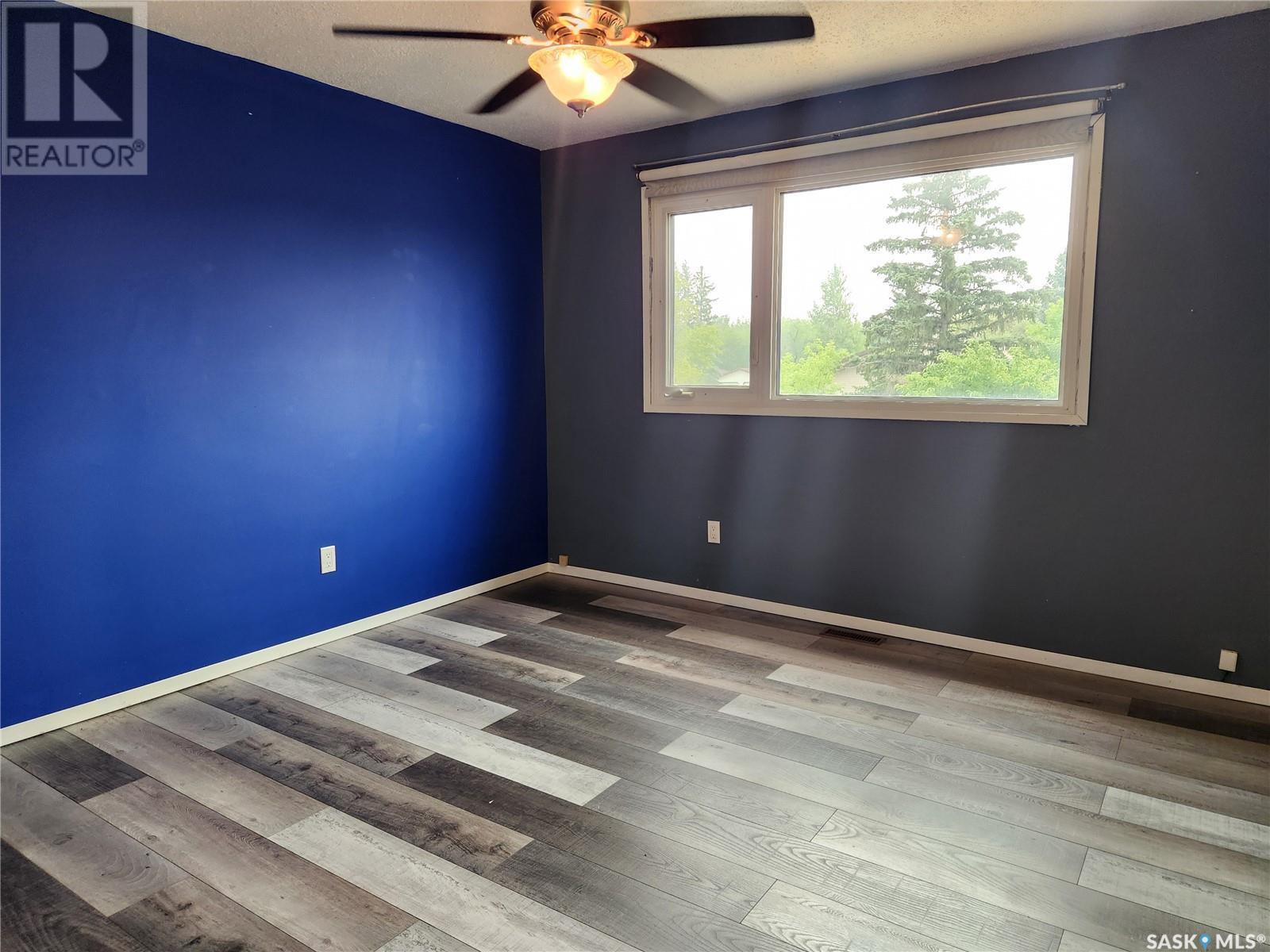 Photo 16 of 756 Golburn Crescent, Tisdale SK
