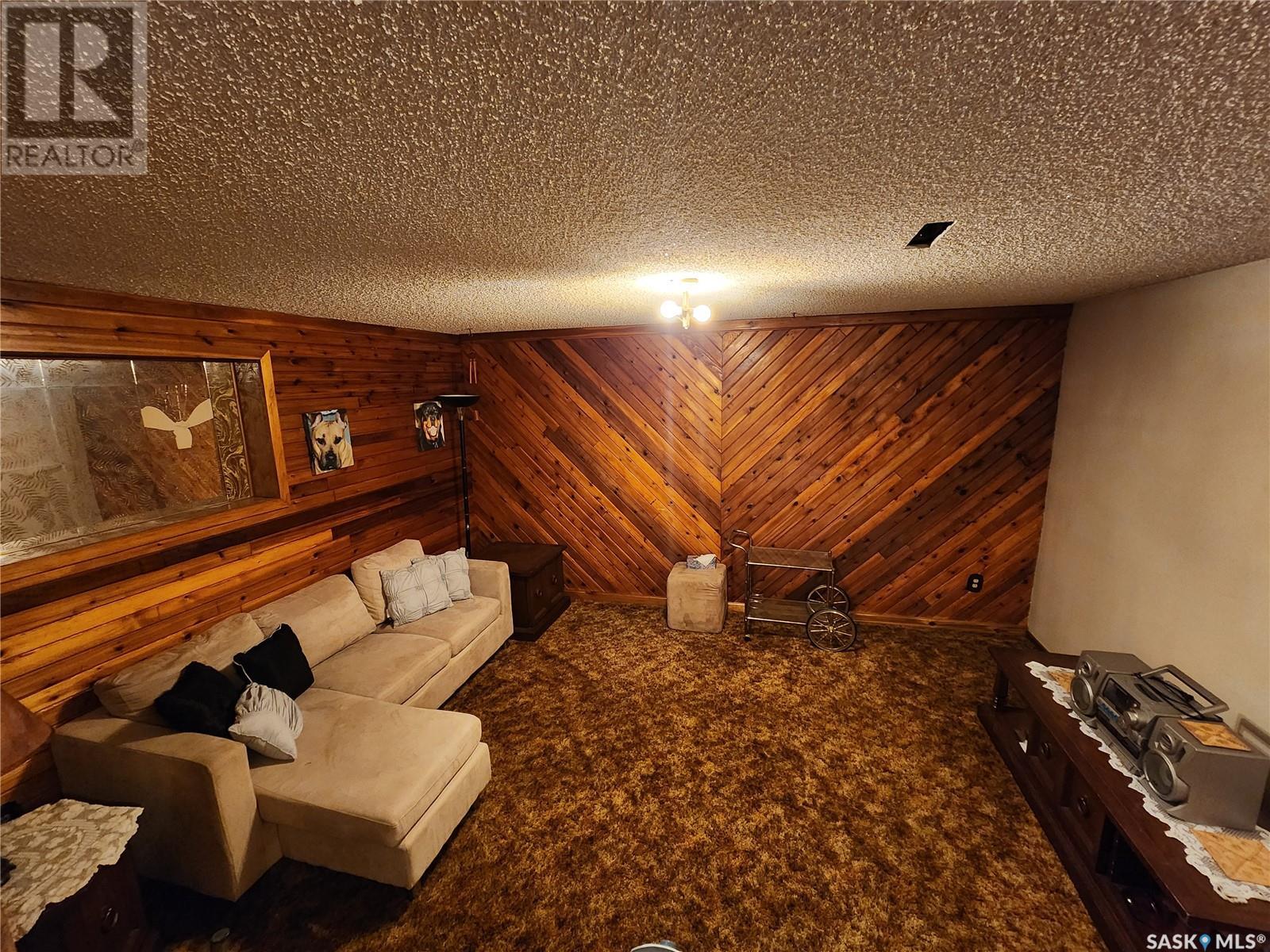 Photo 31 of 756 Golburn Crescent, Tisdale SK