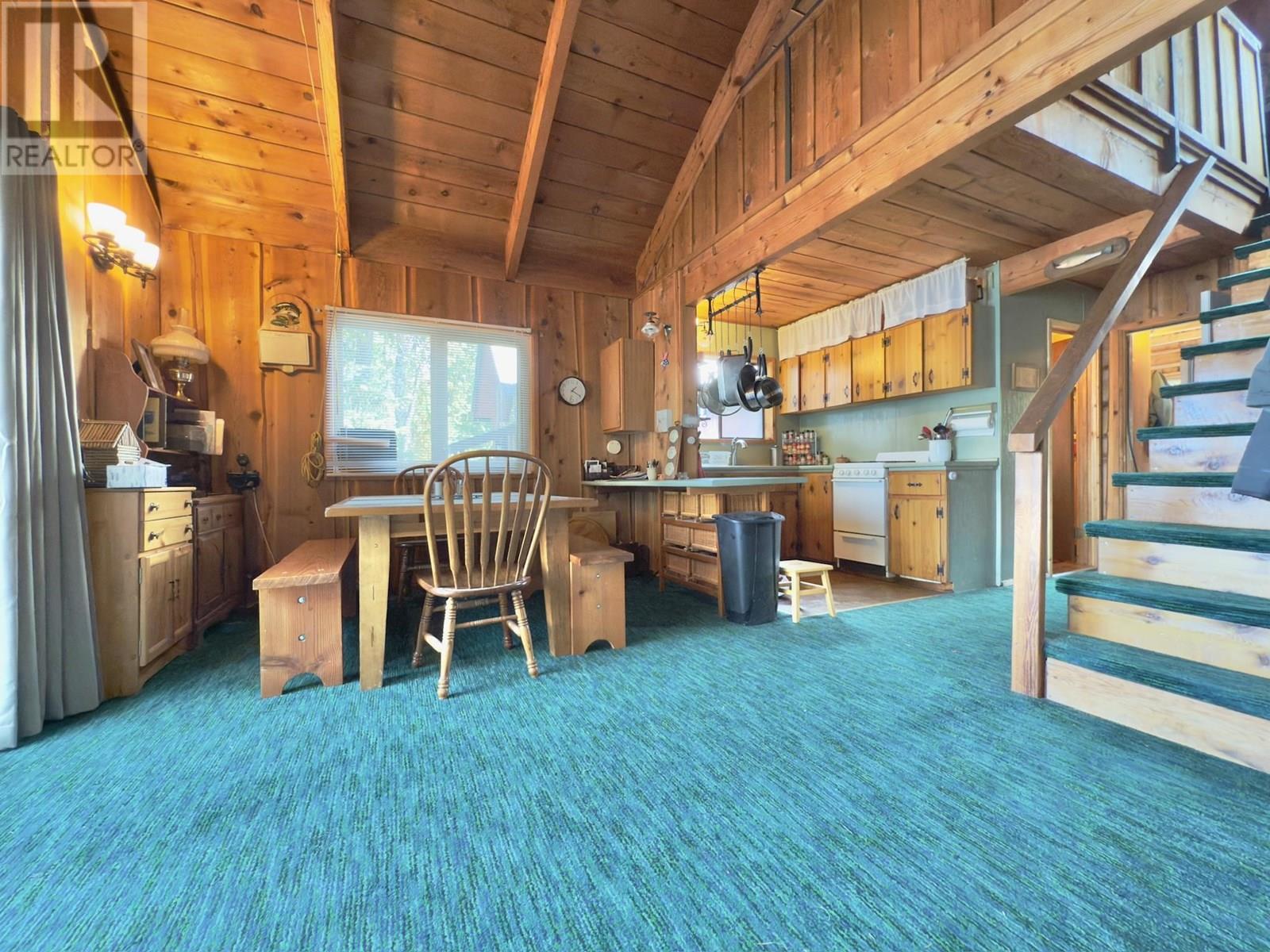 5650 HAGGENS POINT ROAD, Horsefly