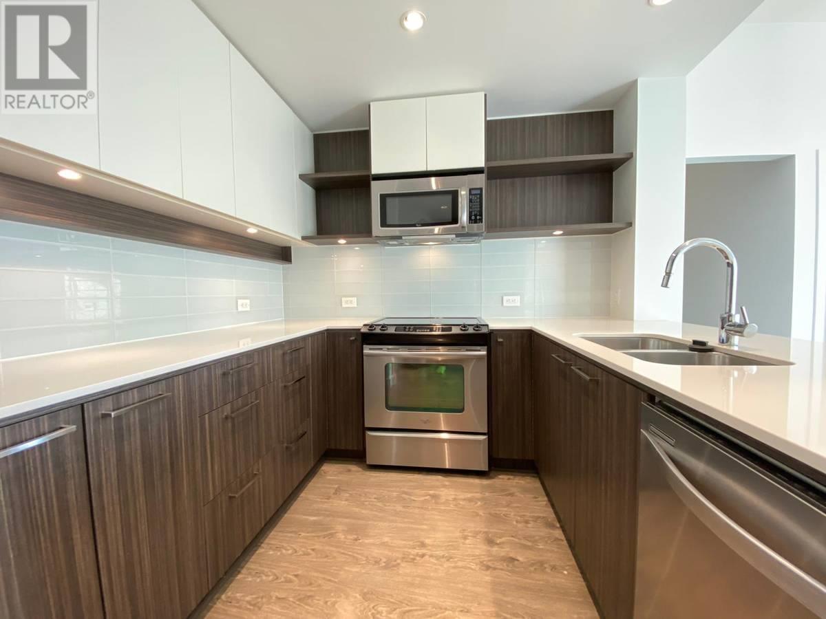 Photo 3 of 413 608 Combo Lake Avenue, Coquitlam BC
