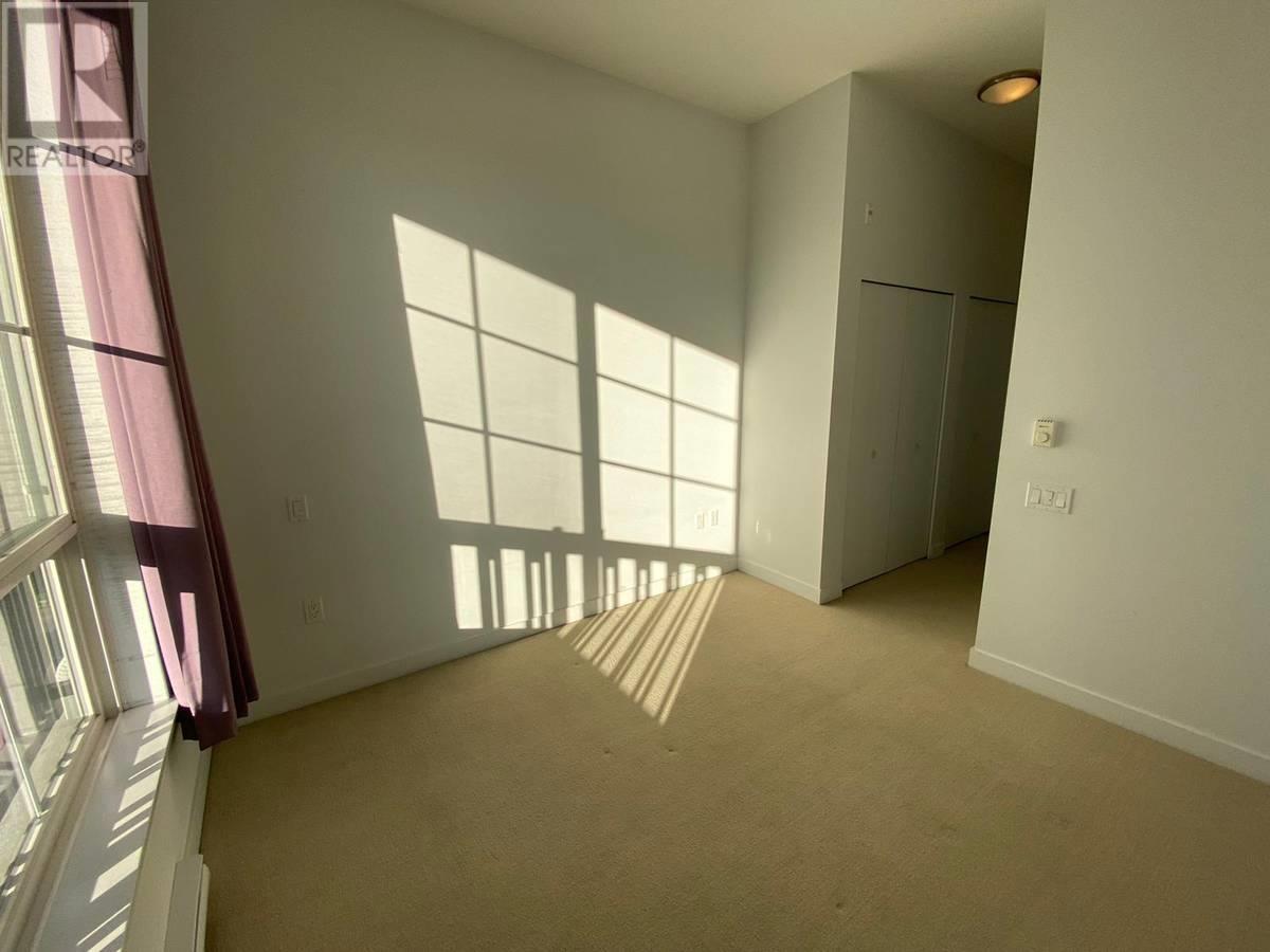 Photo 9 of 413 608 Combo Lake Avenue, Coquitlam BC