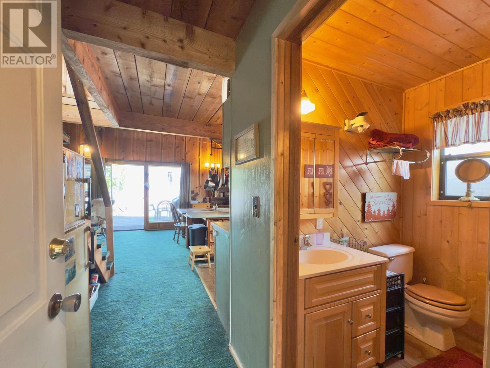 5650 HAGGENS POINT ROAD, Horsefly