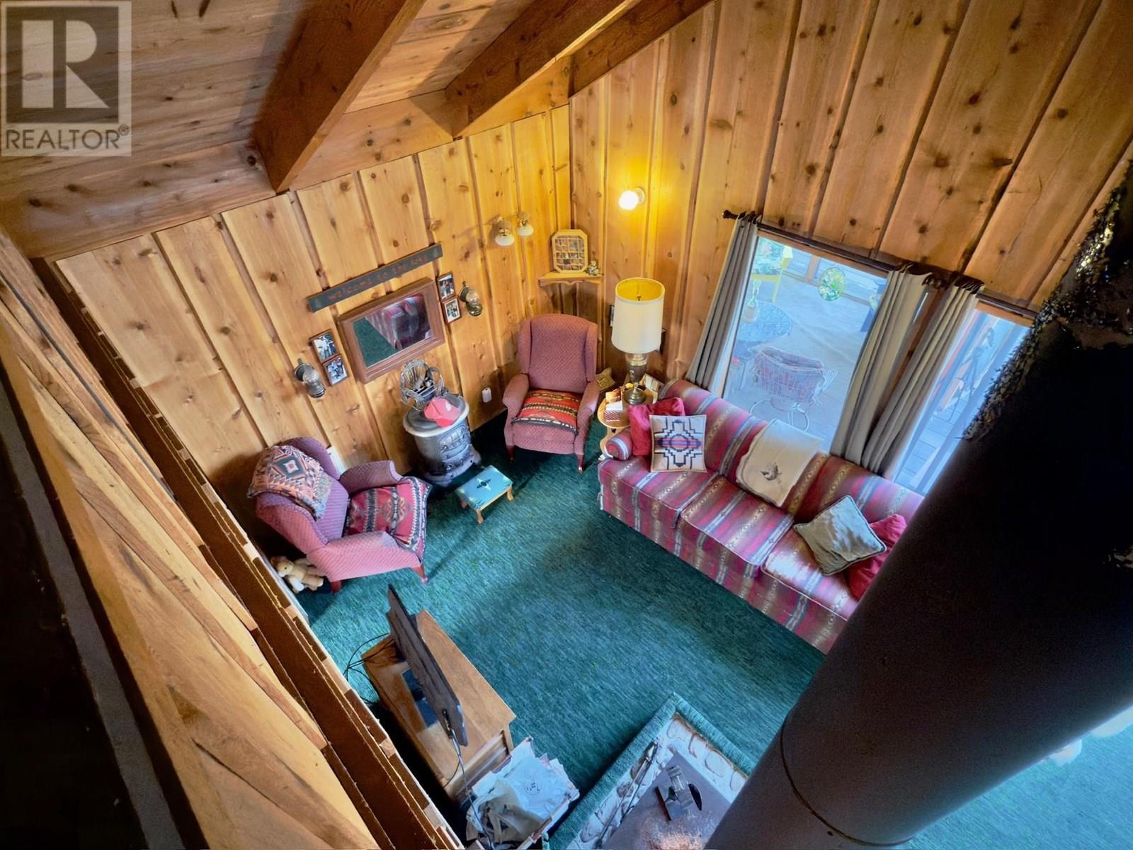 5650 HAGGENS POINT ROAD, Horsefly