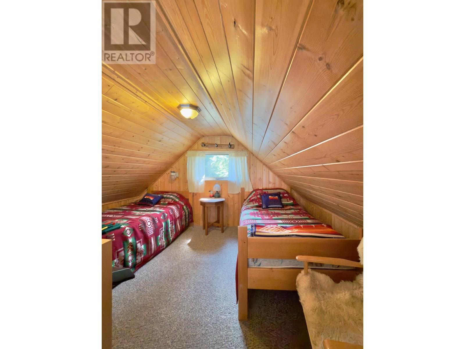 5650 HAGGENS POINT ROAD, Horsefly