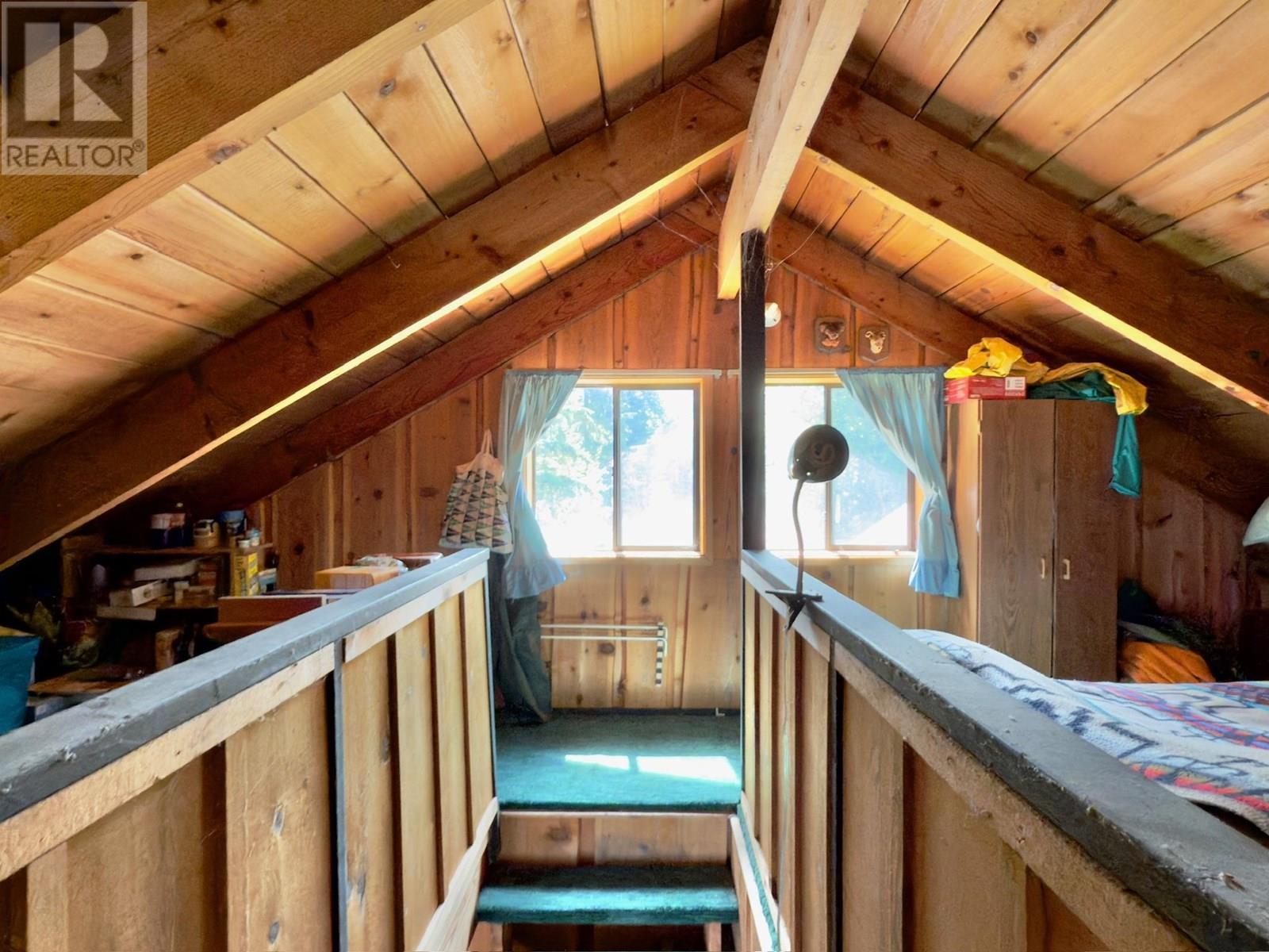 5650 HAGGENS POINT ROAD, Horsefly