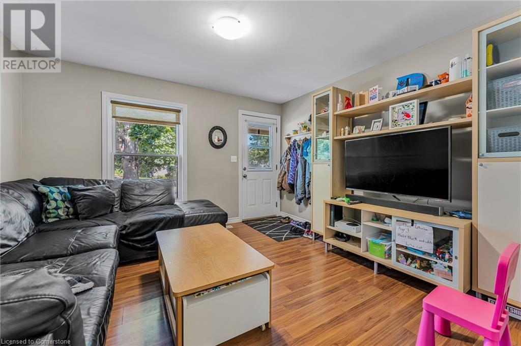Photo 31 of 4220 4222 Hixon Street, Beamsville ON