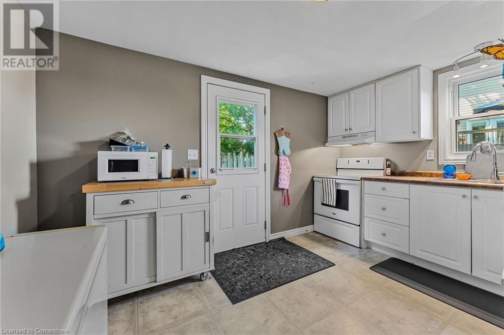 Photo 35 of 4220 4222 Hixon Street, Beamsville ON