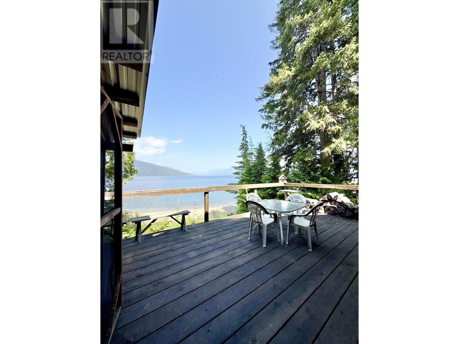 5650 HAGGENS POINT ROAD, Horsefly