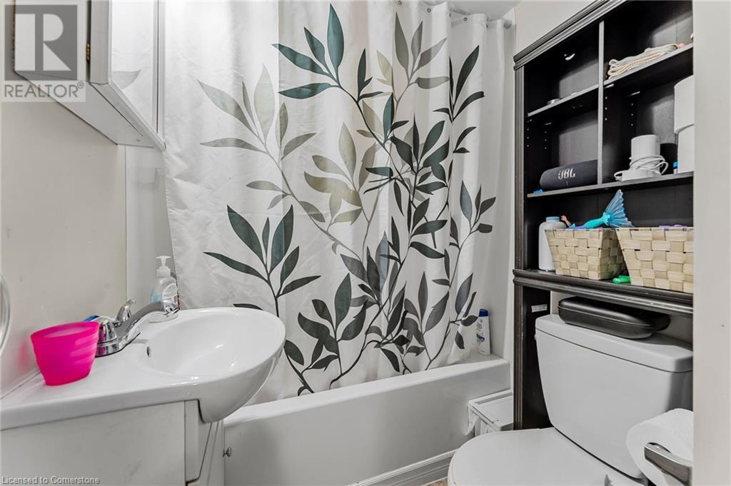 Photo 38 of 4220 4222 Hixon Street, Beamsville ON