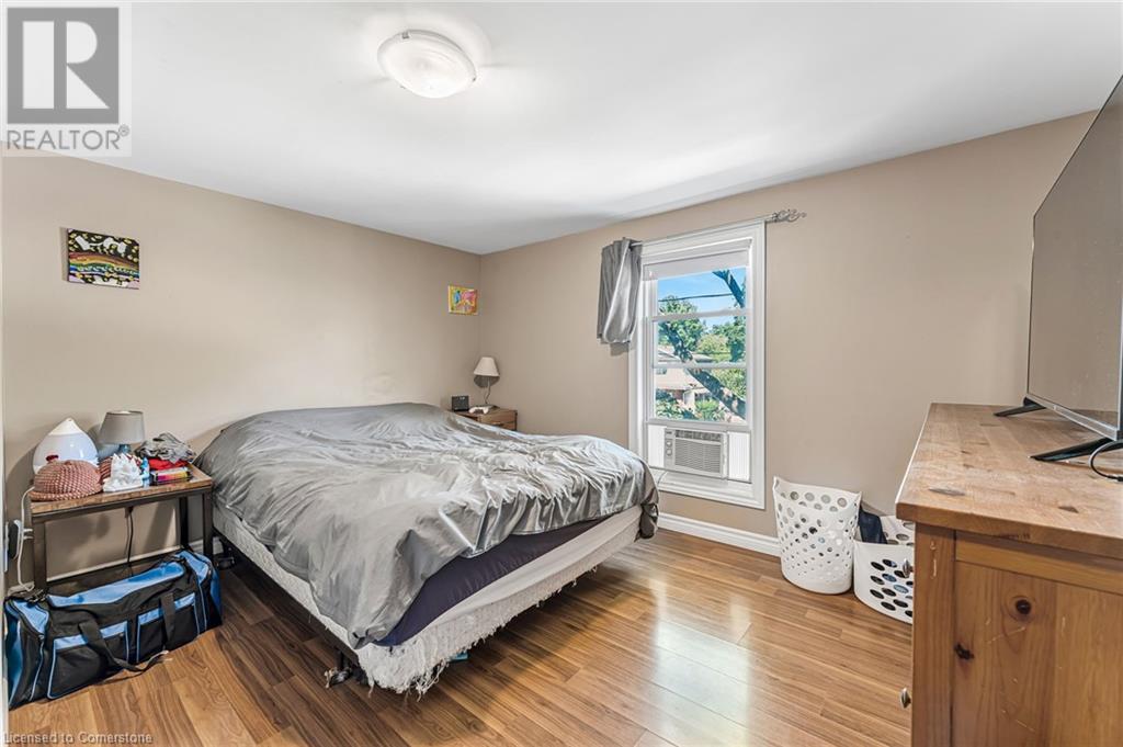 Photo 37 of 4220 4222 Hixon Street, Beamsville ON