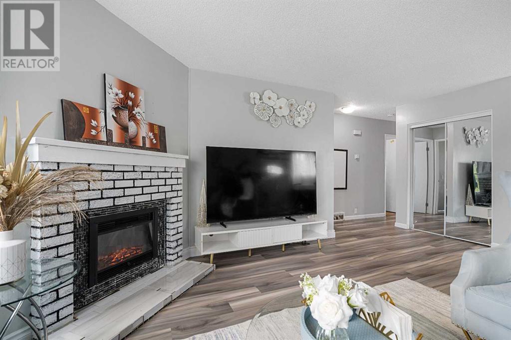 Single Family House Bungalow for Sale in  Templewood Road NE Temple Calgary 