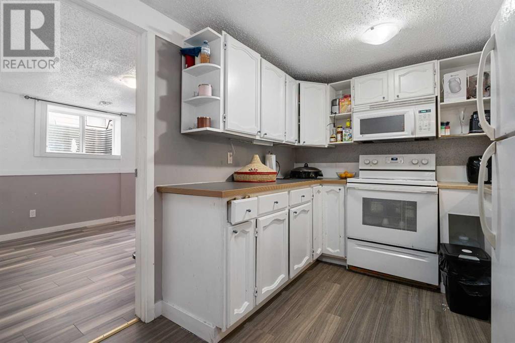 Single Family House Bungalow for Sale in  Templewood Road NE Temple Calgary 