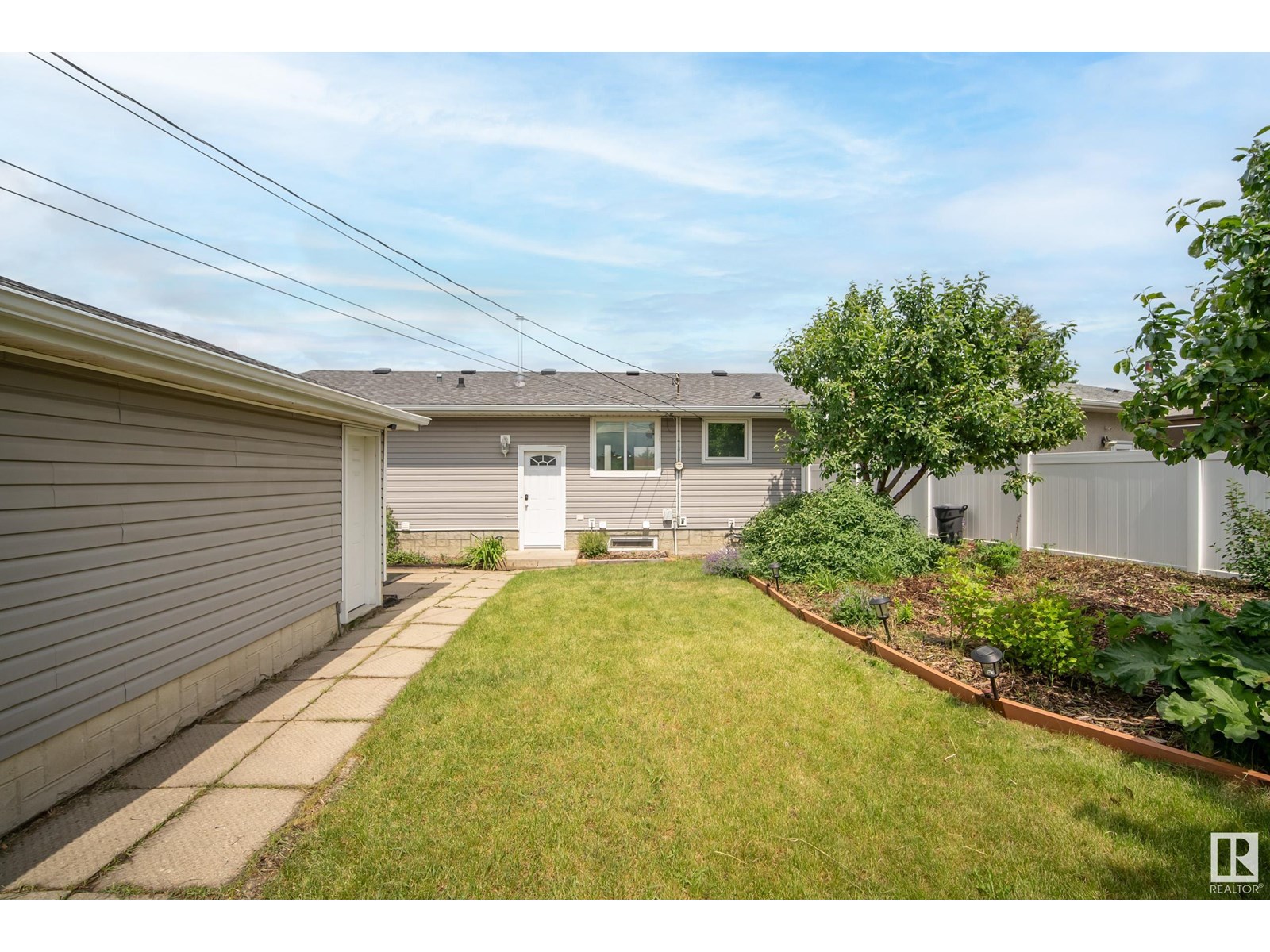 Photo 47 of 9015 135 A Av Nw, Edmonton AB