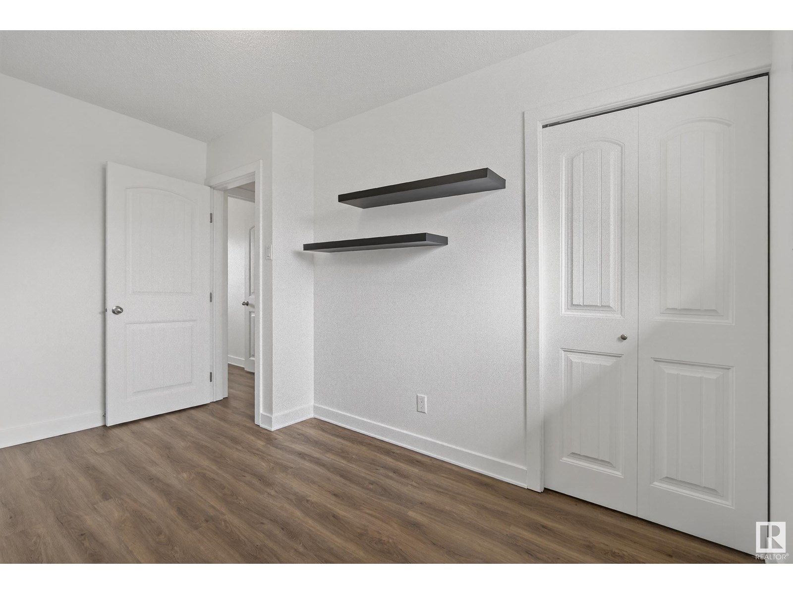 Photo 18 of 9015 135 A Av Nw, Edmonton AB