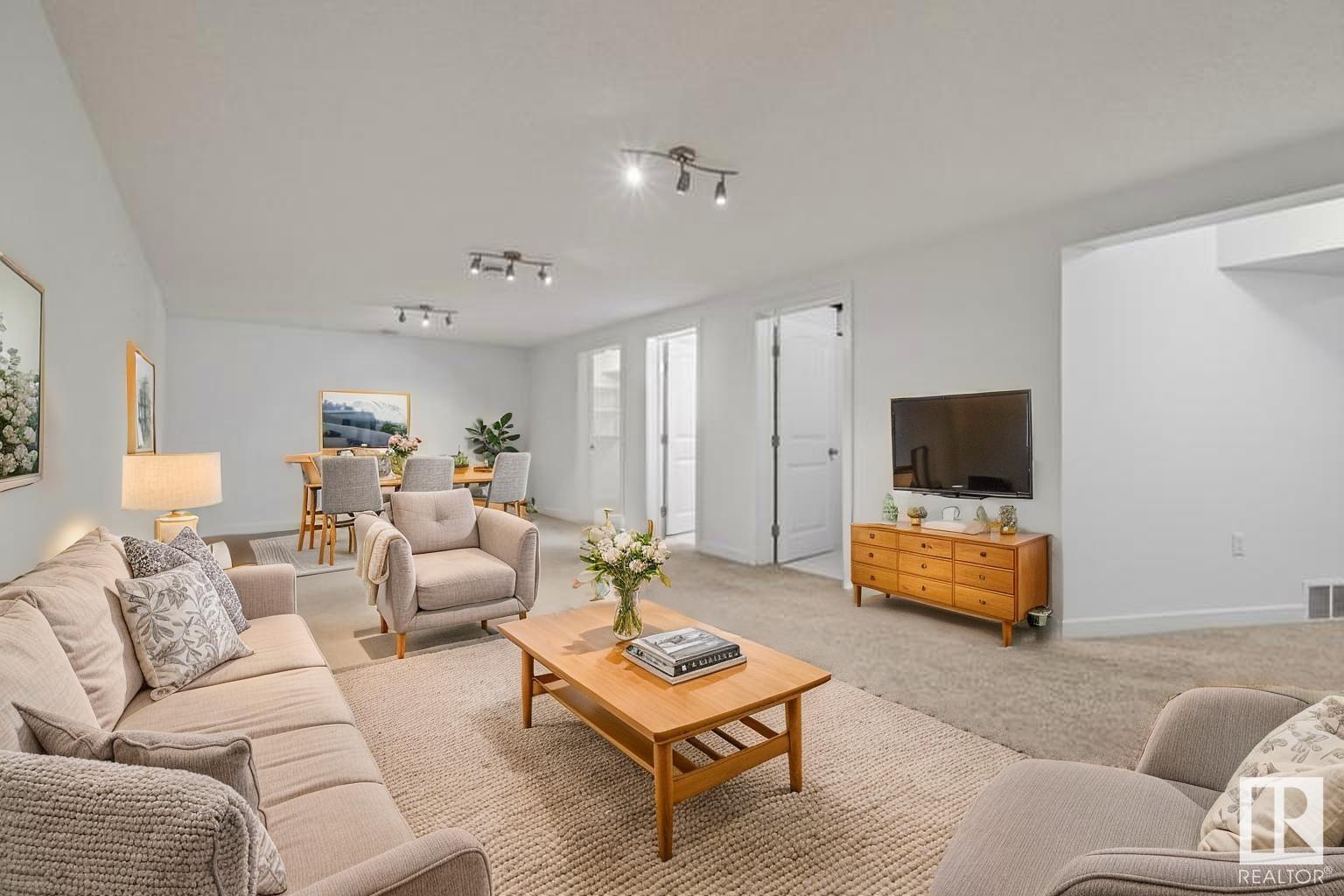 Photo 30 of 9015 135 A Av Nw, Edmonton AB