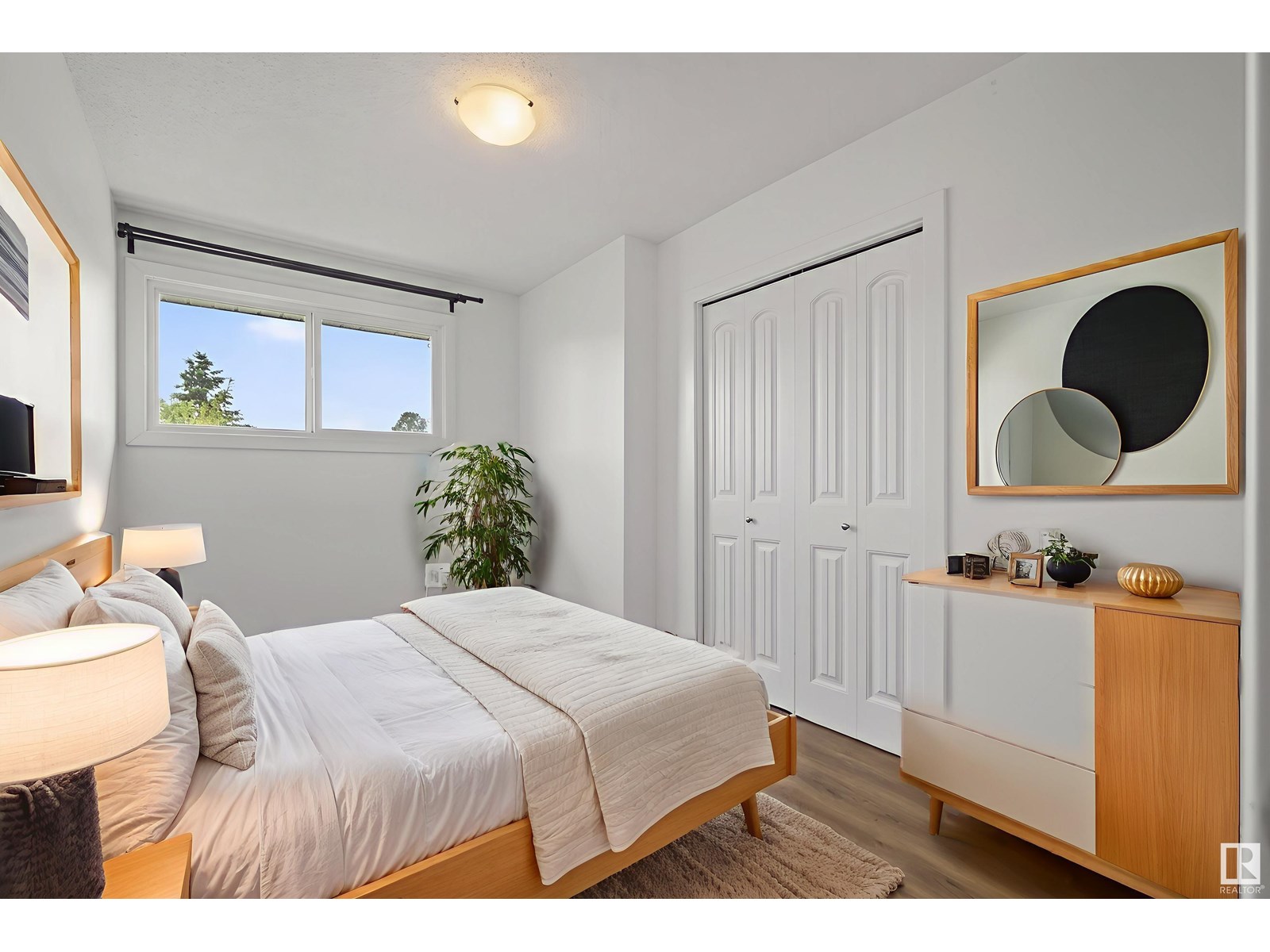Photo 19 of 9015 135 A Av Nw, Edmonton AB