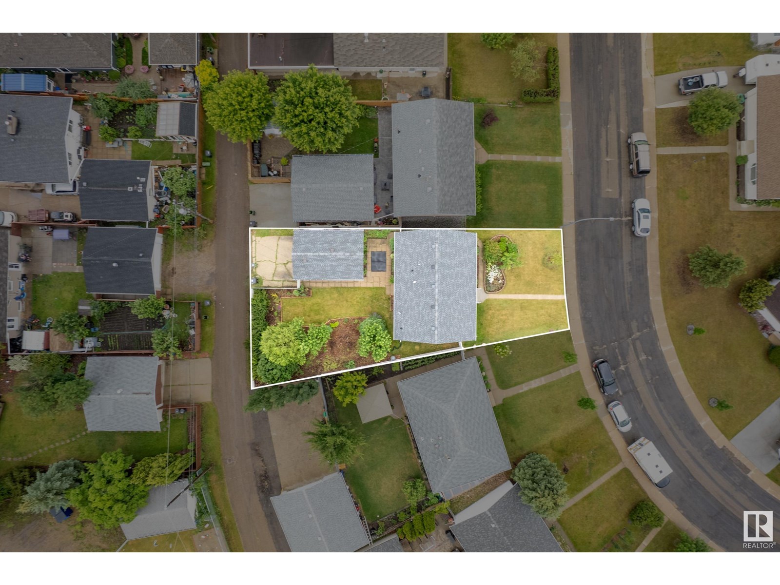 Photo 39 of 9015 135 A Av Nw, Edmonton AB