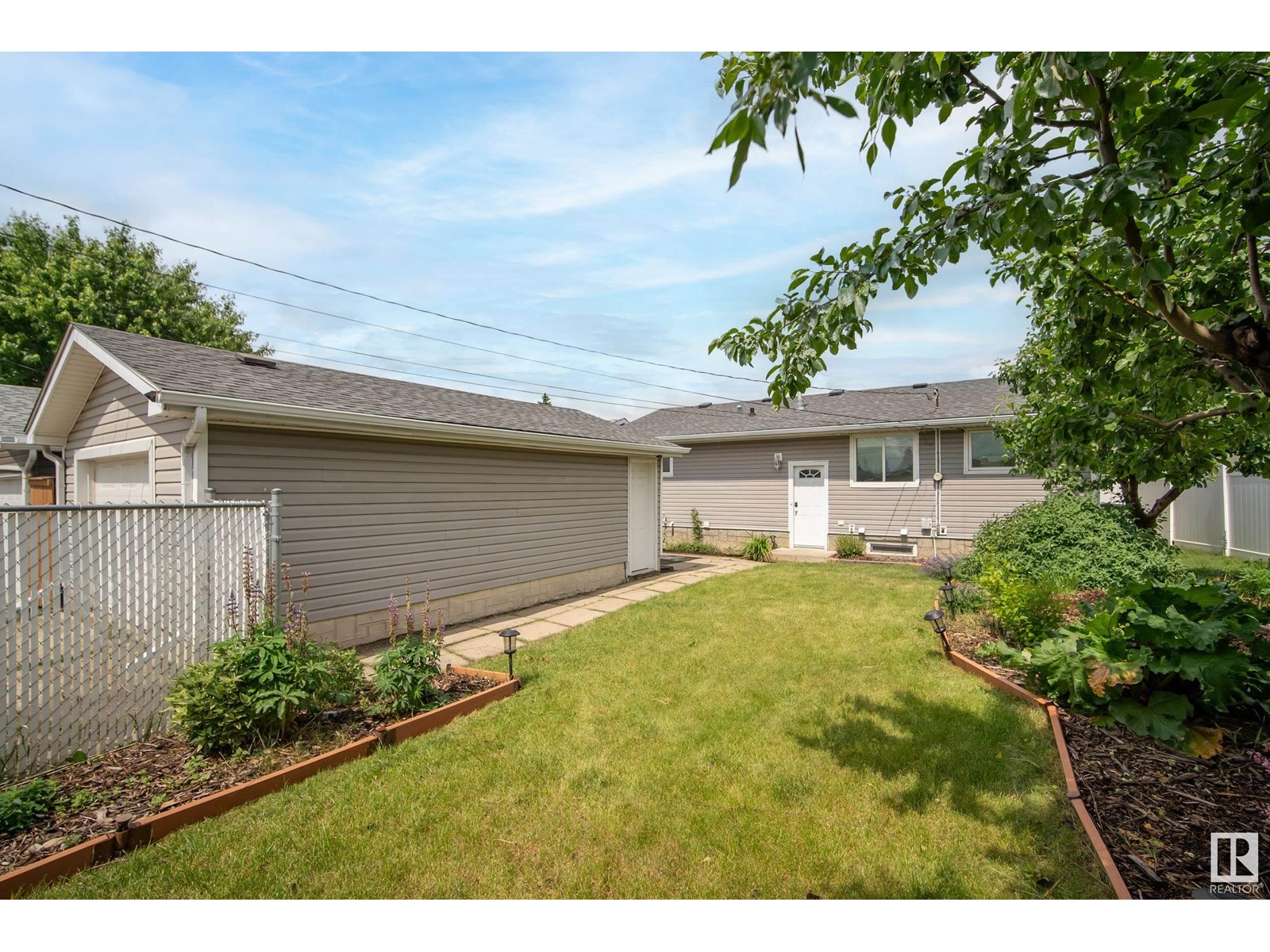 Photo 48 of 9015 135 A Av Nw, Edmonton AB