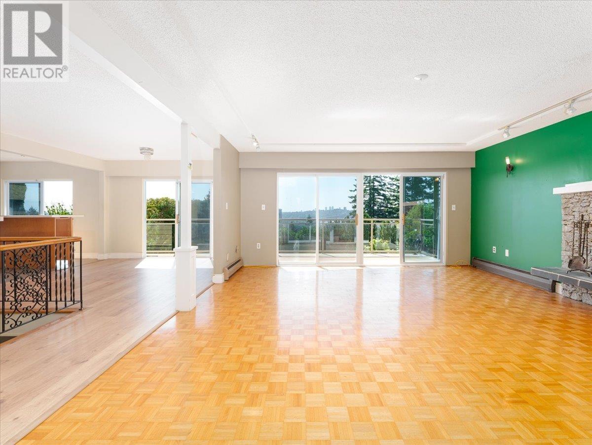 Photo 16 of 1228 Adderley Street, North Vancouver BC