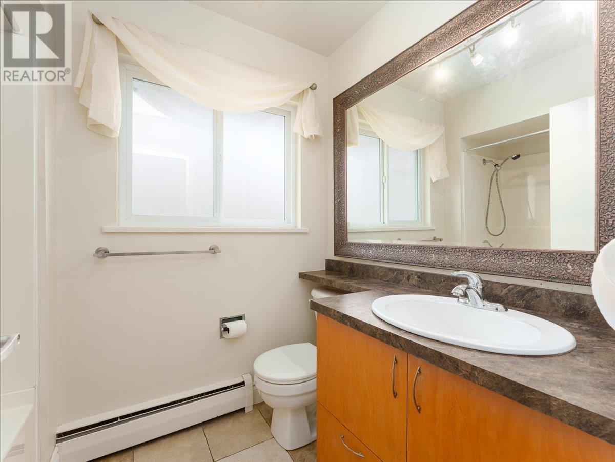 Photo 22 of 1228 Adderley Street, North Vancouver BC