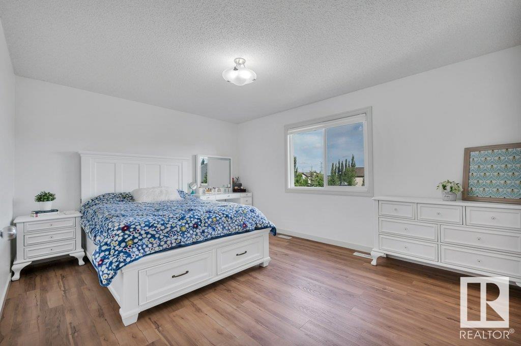 Photo 20 of 6004 5 Av Sw, Edmonton AB