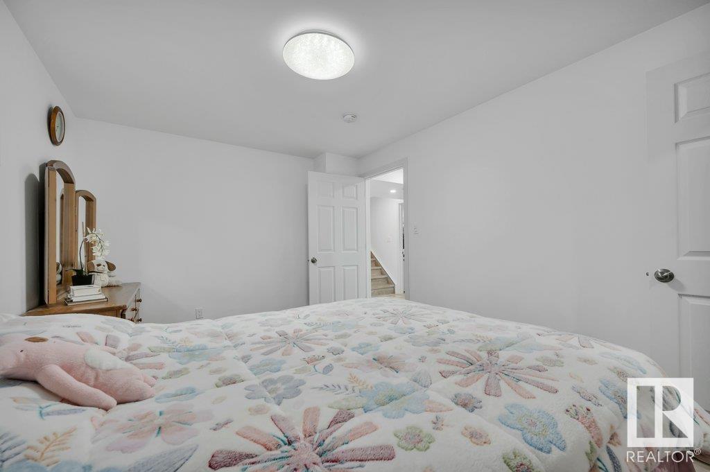 Photo 45 of 6004 5 Av Sw, Edmonton AB