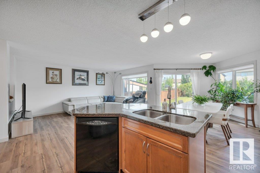 Photo 41 of 6004 5 Av Sw, Edmonton AB
