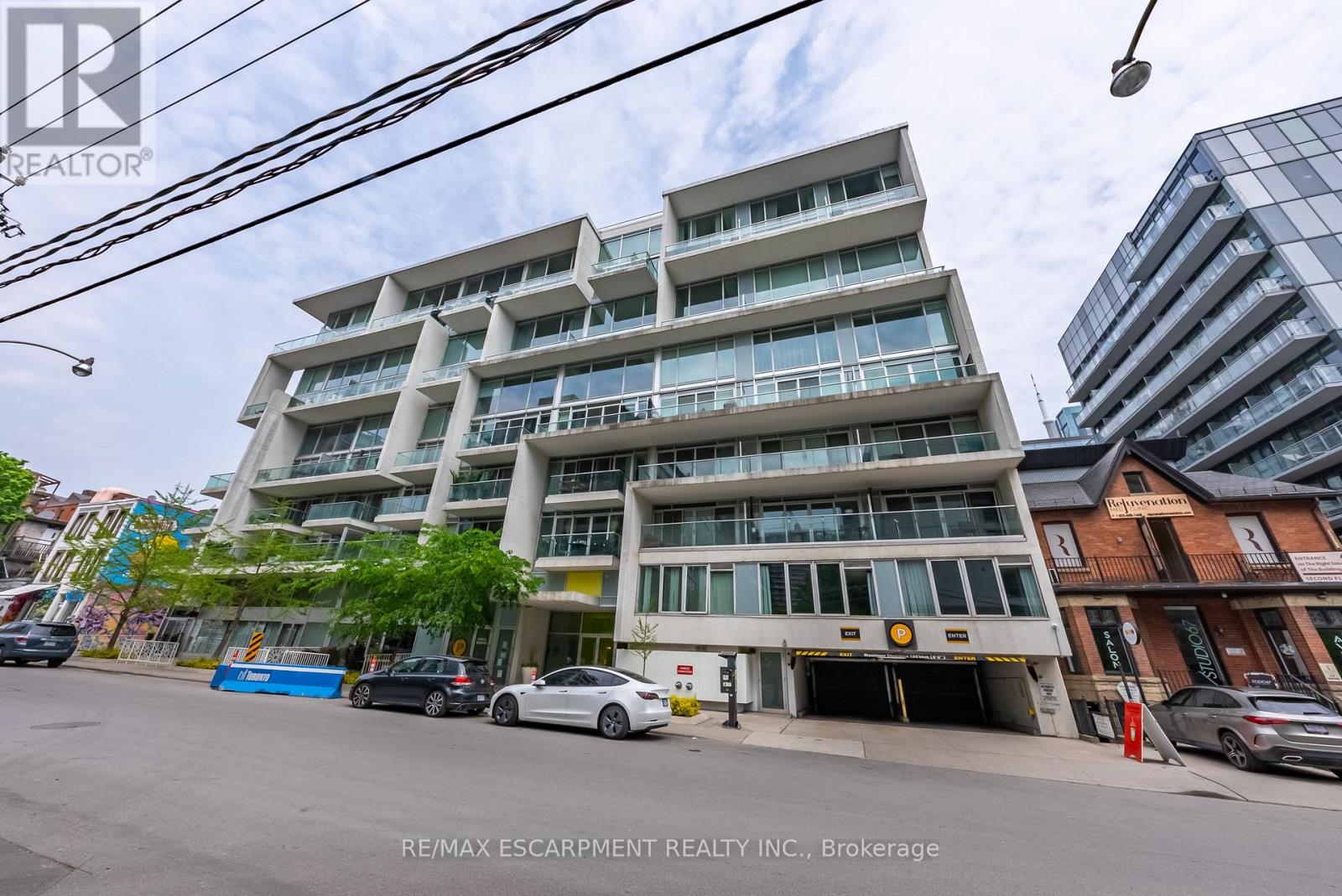 Photo 5 of 428 75 Portland Street, Toronto ON