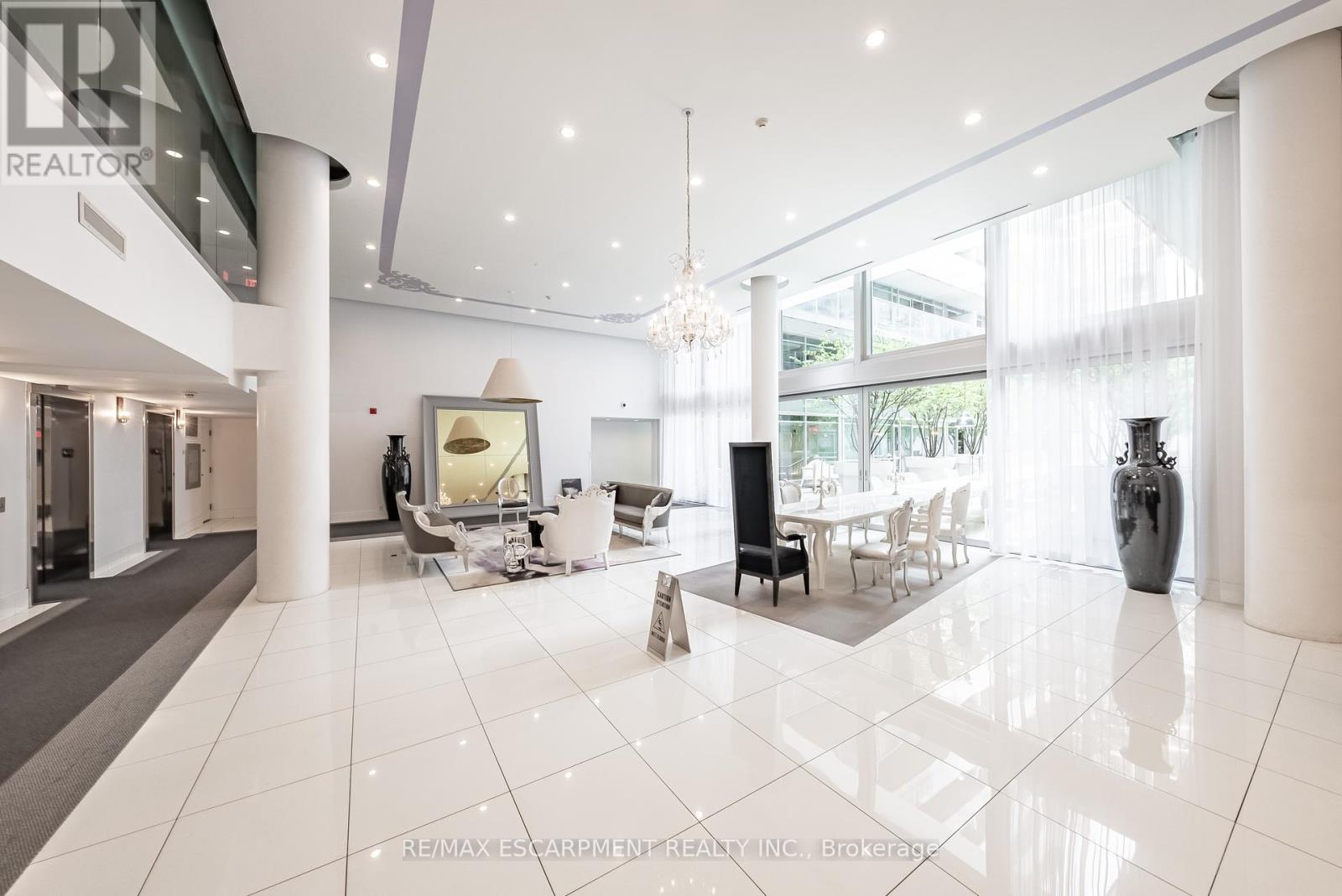 Photo 6 of 428 75 Portland Street, Toronto ON