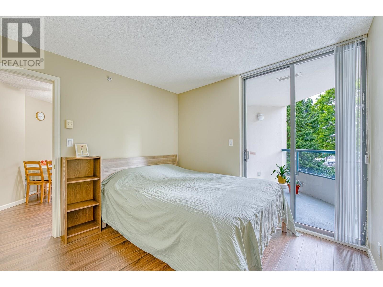 Photo 12 of 206 4505 Hazel Street, Burnaby BC