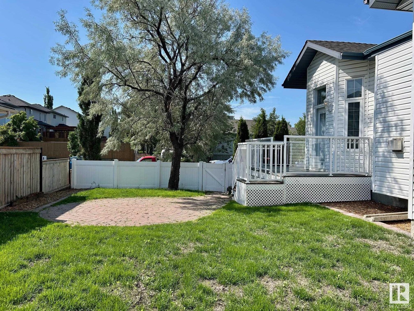 Photo 11 of 29 Rue Bouchard, Beaumont AB