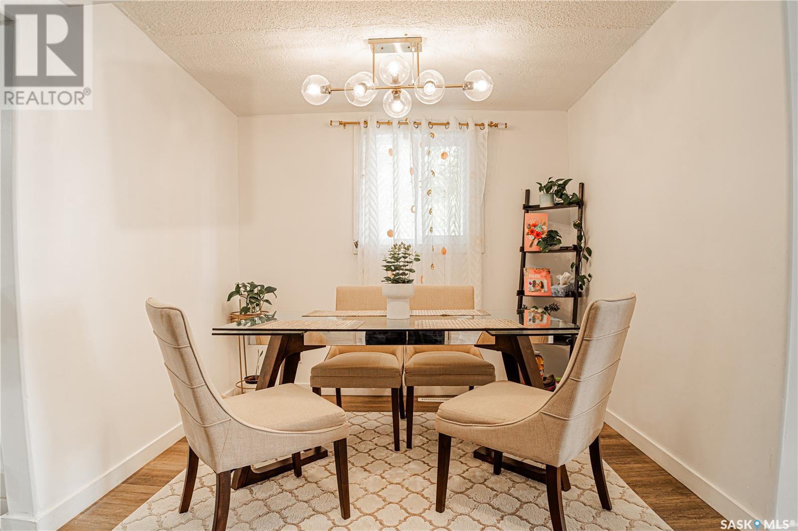 Photo 10 of 1619 Lorne Avenue, Saskatoon SK